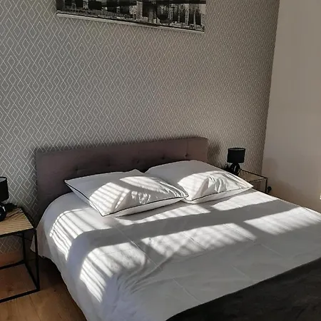 Charmant Appartement Centre Ville Le Ronsard Nogent-le-Rotrou Exterior foto
